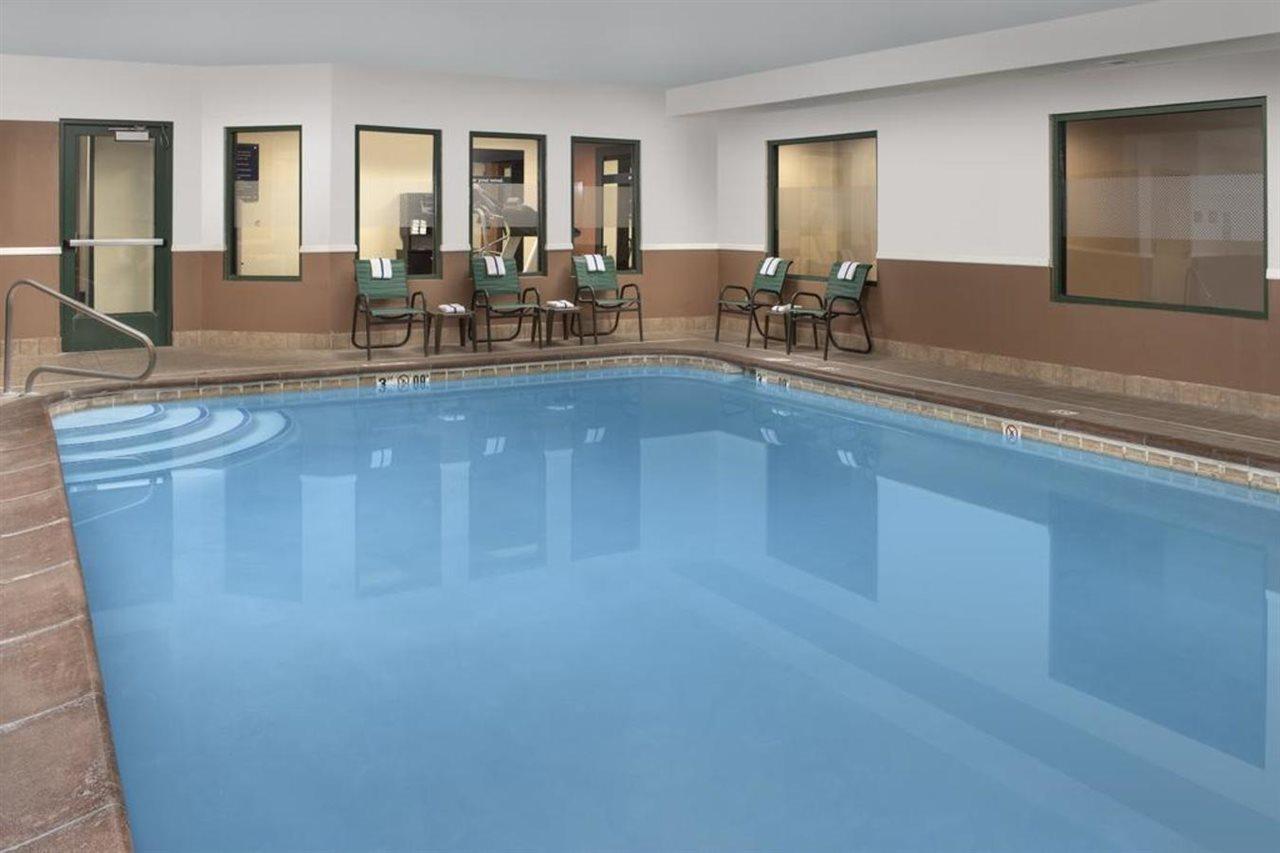 Hampton Inn Kansas City/Shawnee Mission Exterior foto